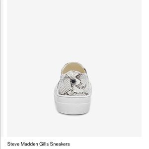 Steve Madden Slip On